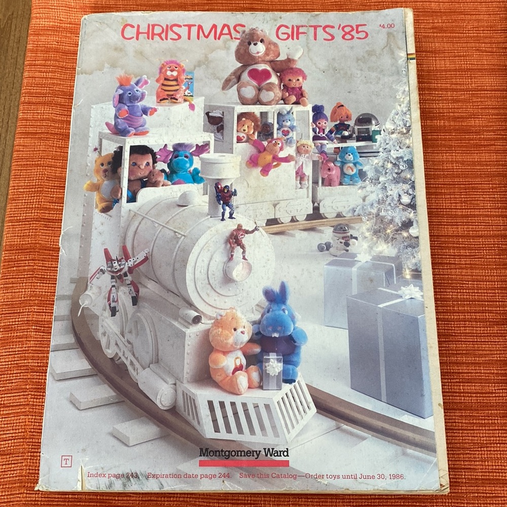 Vintage 1985 Christmas Gifts Montgomery Ward Catalog. 400+pg toys, clothes, etc